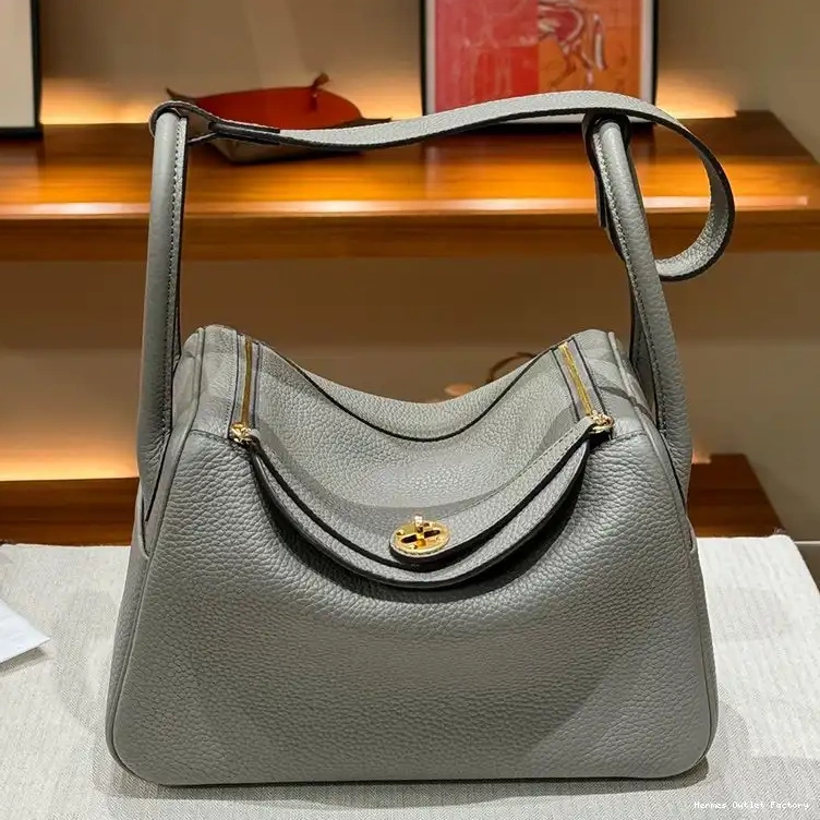In Clemence Lindy Hermes Gold Bag Khaki Hardware Leather 0418